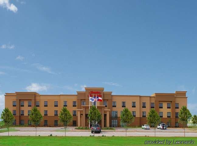 Hampton Inn & Suites Чилдресс Экстерьер фото